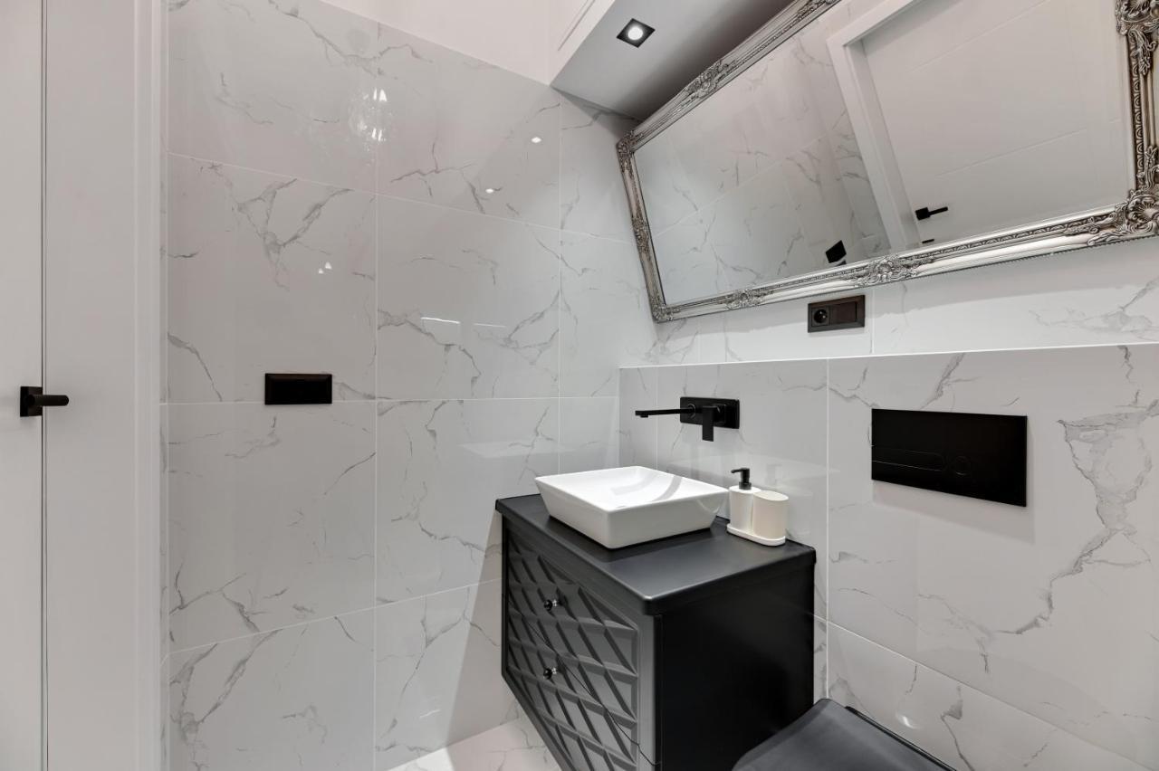 Dluga Boutique Apartment By Downtown Apartments Gdansk Bagian luar foto