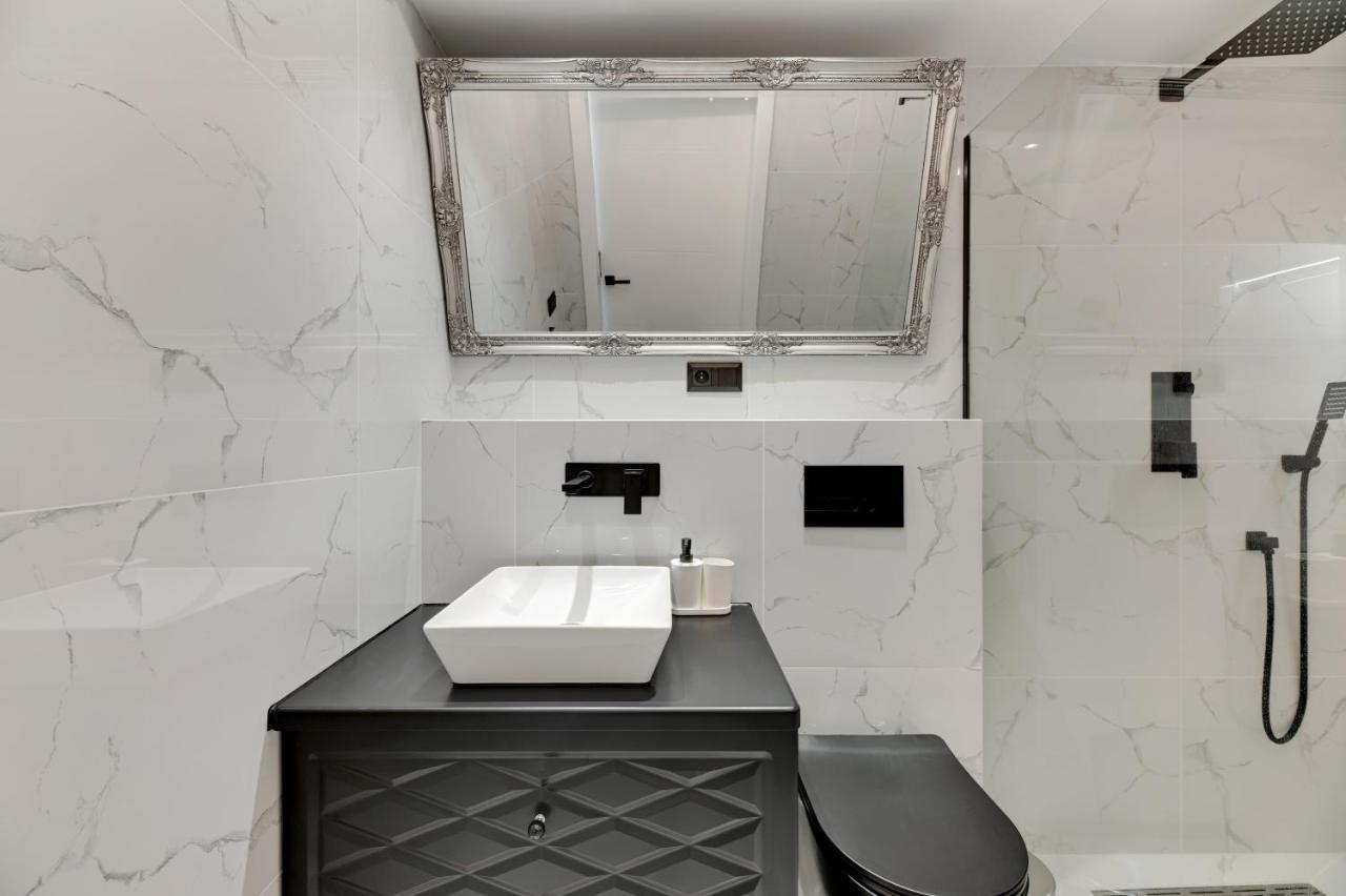 Dluga Boutique Apartment By Downtown Apartments Gdansk Bagian luar foto